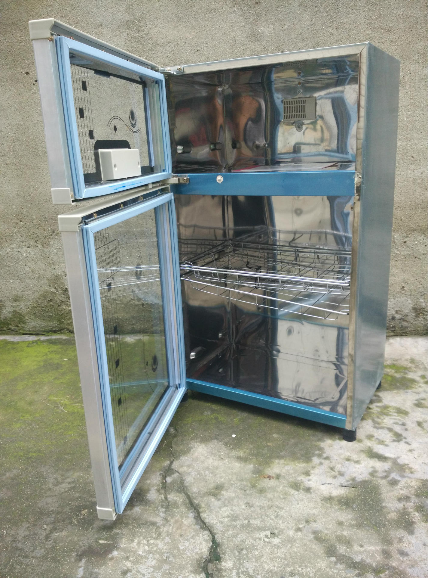 廠價直銷 火爆立式雙門高溫 消毒柜 家用酒店學(xué)校食堂商用 消毒柜