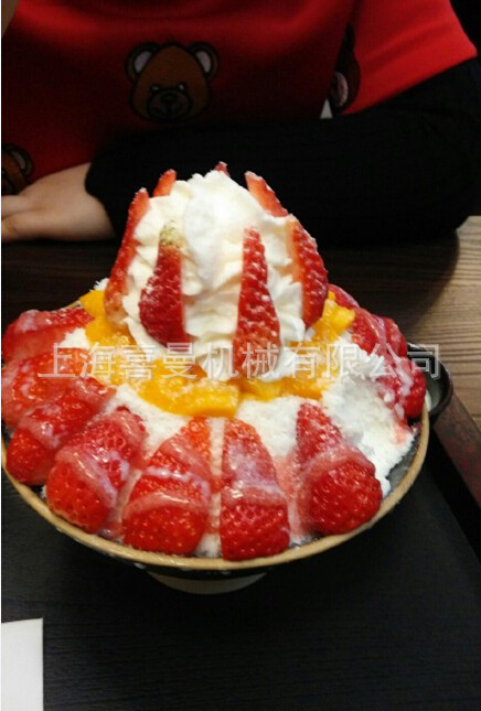 *商用立式制冰機(jī) 韓國(guó)飲品牛奶雪花冰機(jī) 雪冰機(jī) 雪花細(xì)膩可飛