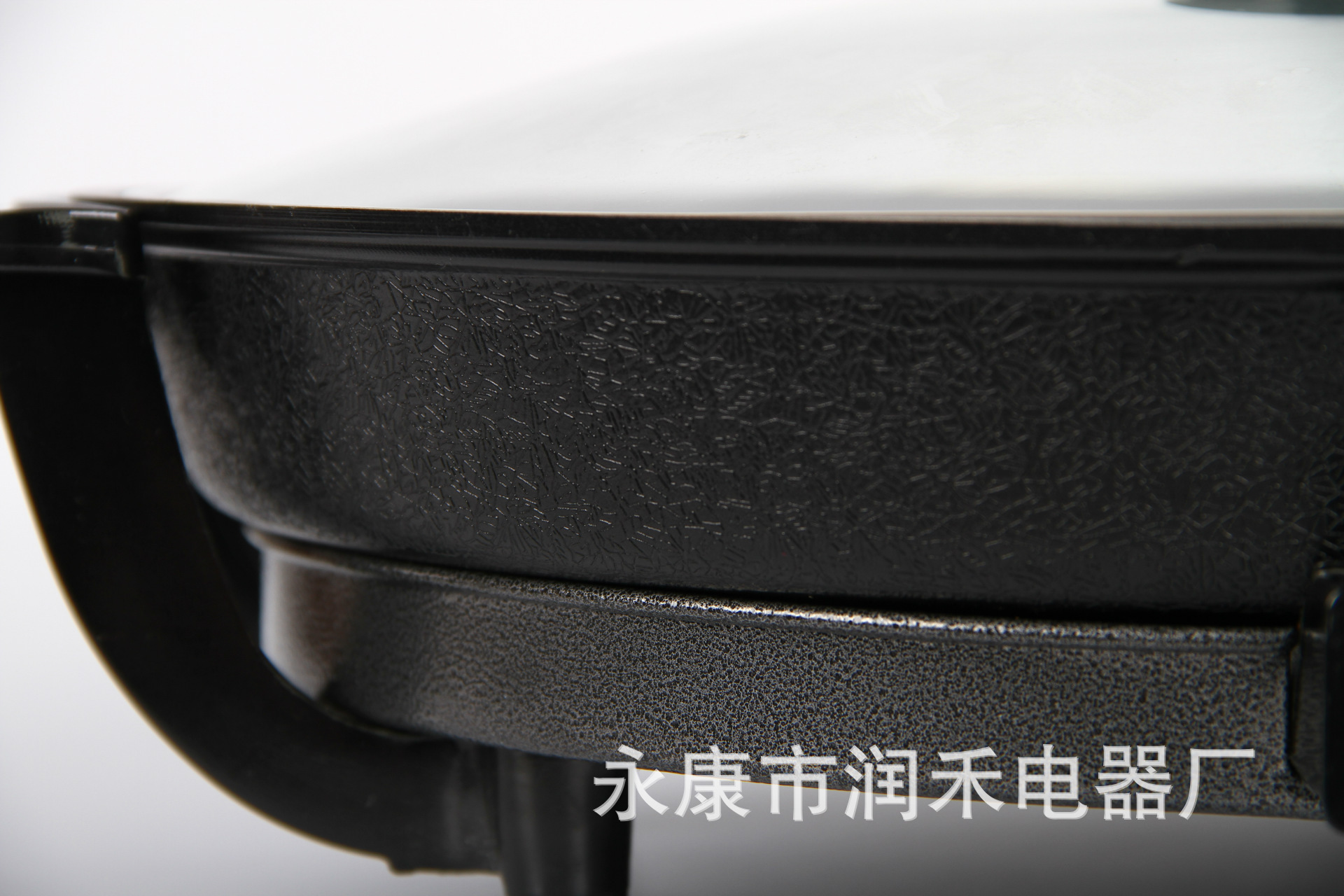 廠家直銷(xiāo)家用多功能電火鍋圓形電煎鍋便攜不粘鍋電烤鍋可定制