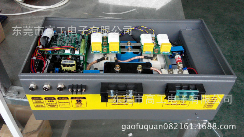 廠家促銷經(jīng)濟(jì)型大功率商用電磁爐 電磁臺式湯爐