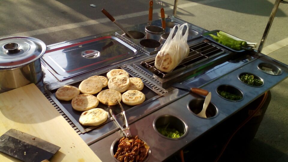 麻辣燙酸辣粉燒烤關(guān)東煮油炸多功能移動小吃推車 餐飲麻辣串車